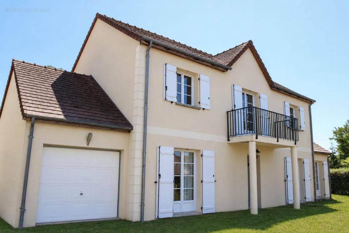Maison à VINEUIL