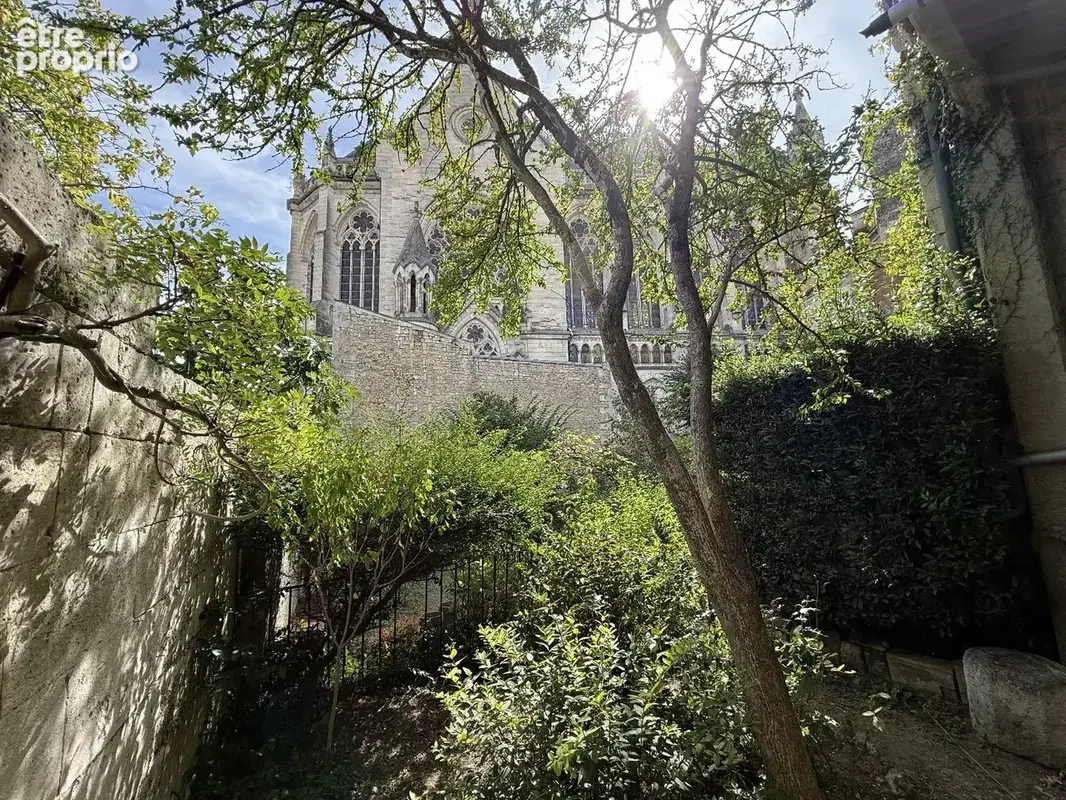 Angouleme centre  maison de ville avec jardin et terrasses - photo 4