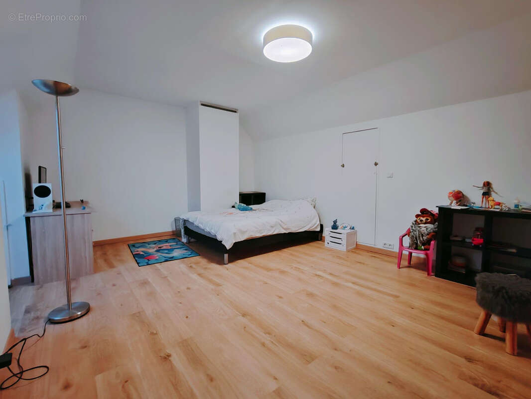 Maison à VILLERS-COTTERETS