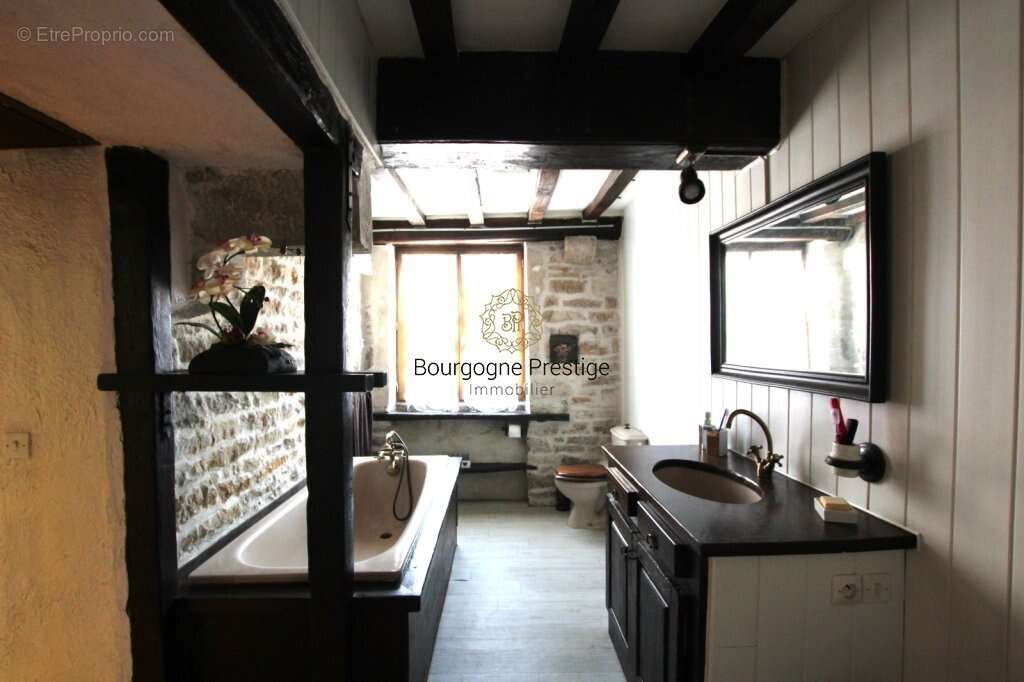 Maison à SENNECEY-LE-GRAND