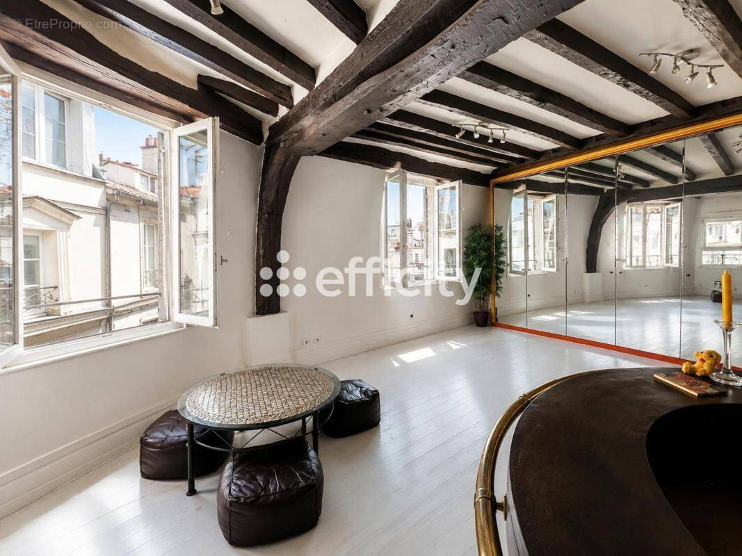 Appartement à PARIS-6E