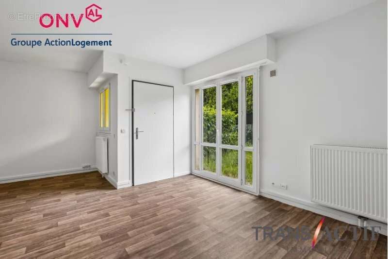 Appartement à JOUY-LE-MOUTIER