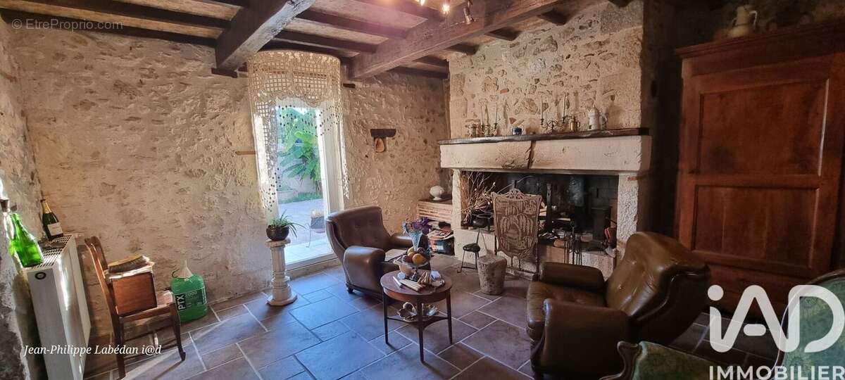 Photo 4 - Maison à SAINT-ROMAIN-LE-NOBLE