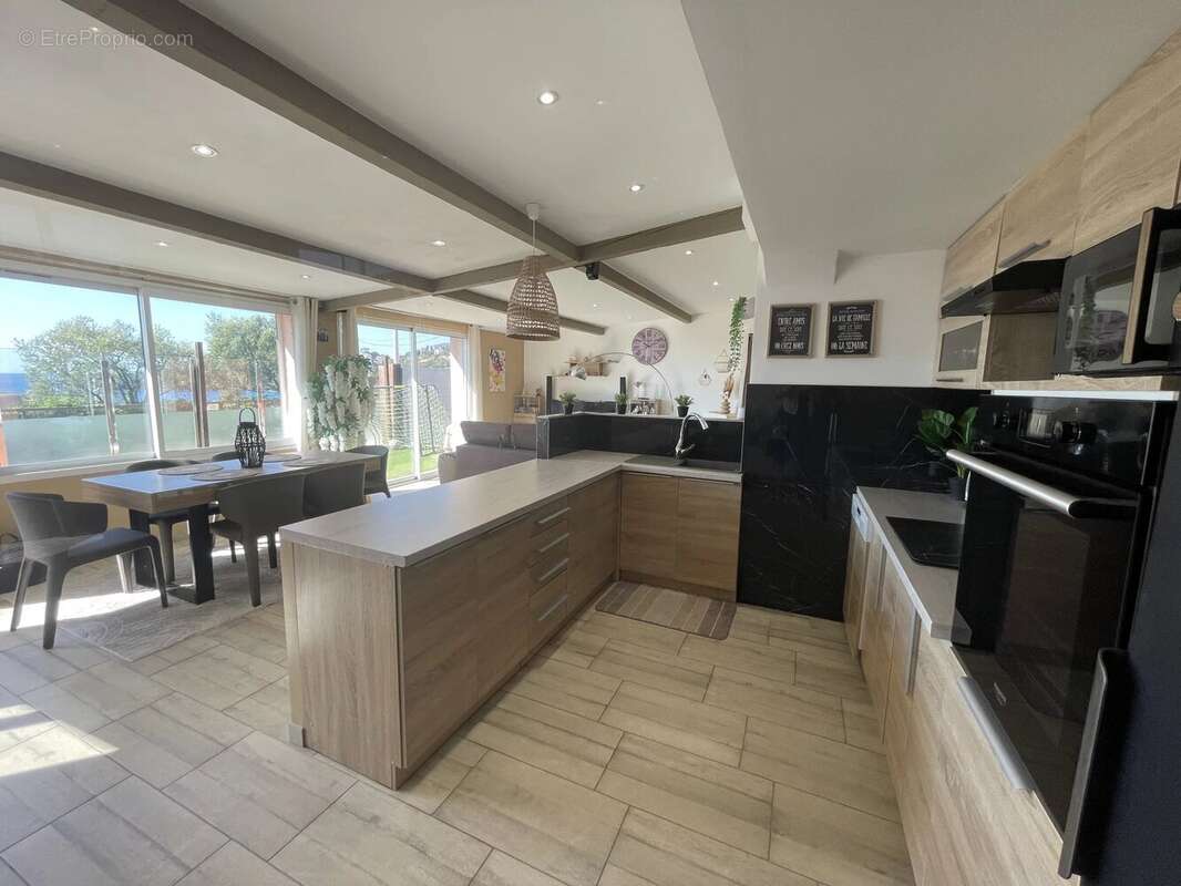 Appartement à THEOULE-SUR-MER