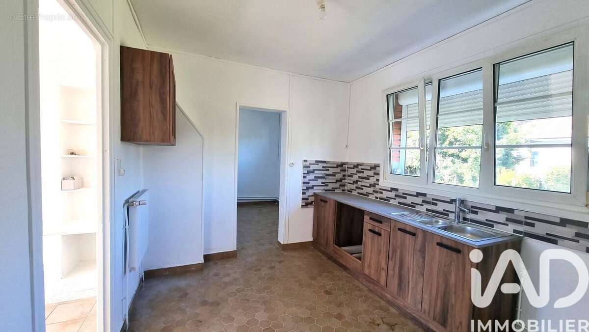 Photo 4 - Maison à TERGNIER