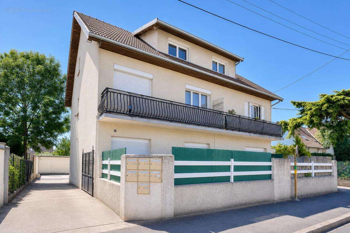Appartement à VIRY-CHATILLON
