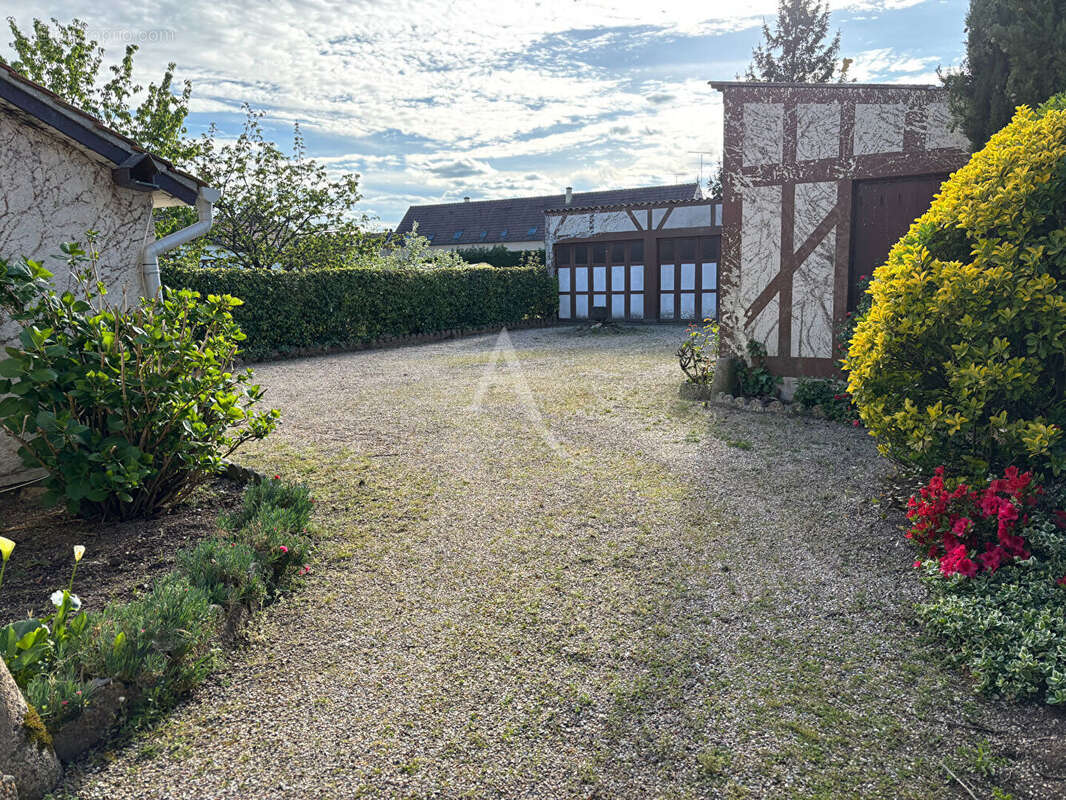 Maison à LAMOTTE-BEUVRON