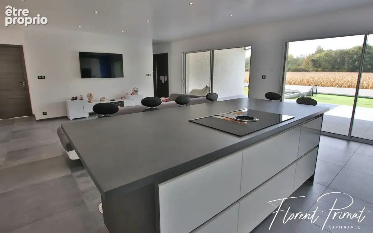 Maison à vendre 5 pièces CULOZ (01) - photo 2