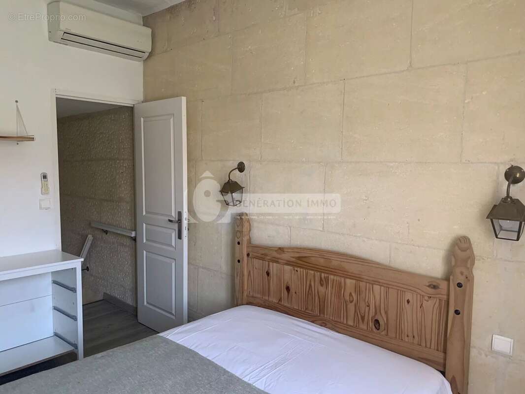 Maison à vendre dans le centre de Fontvieille - photo 5