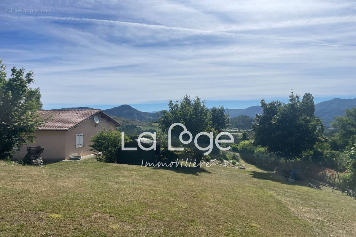 Maison à LARDIER-ET-VALENCA