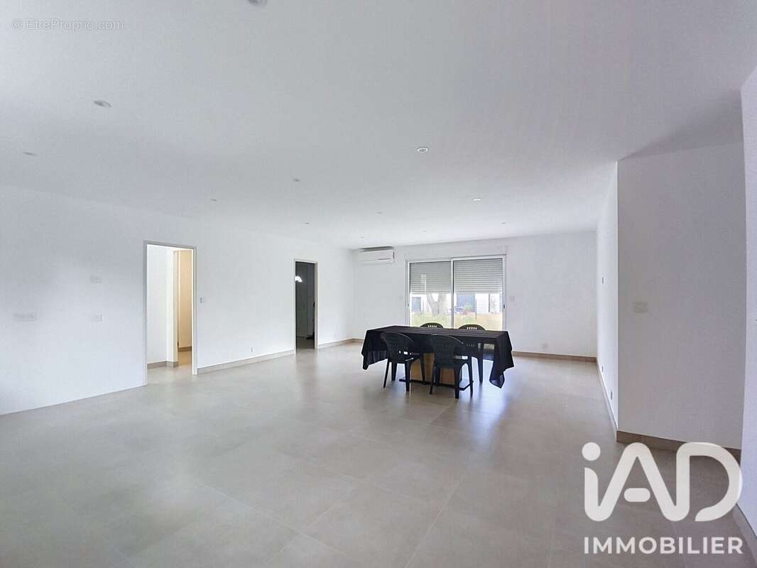 Maison 127 m² à Villefranche-Sur-Cher  - photo 6
