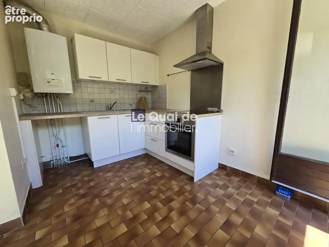 Appartement 51 m² à Fontaine  - photo 4