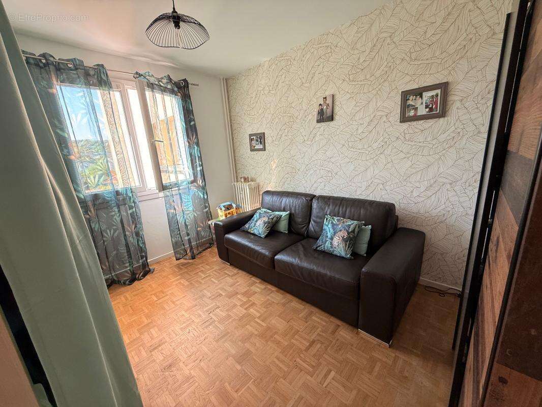 Appartement À Vendre - photo 9