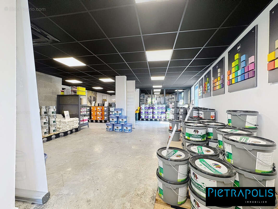 Commerce à CRAPONNE