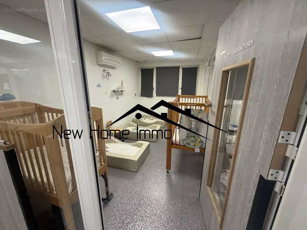 Commerce à MARSEILLE-9E