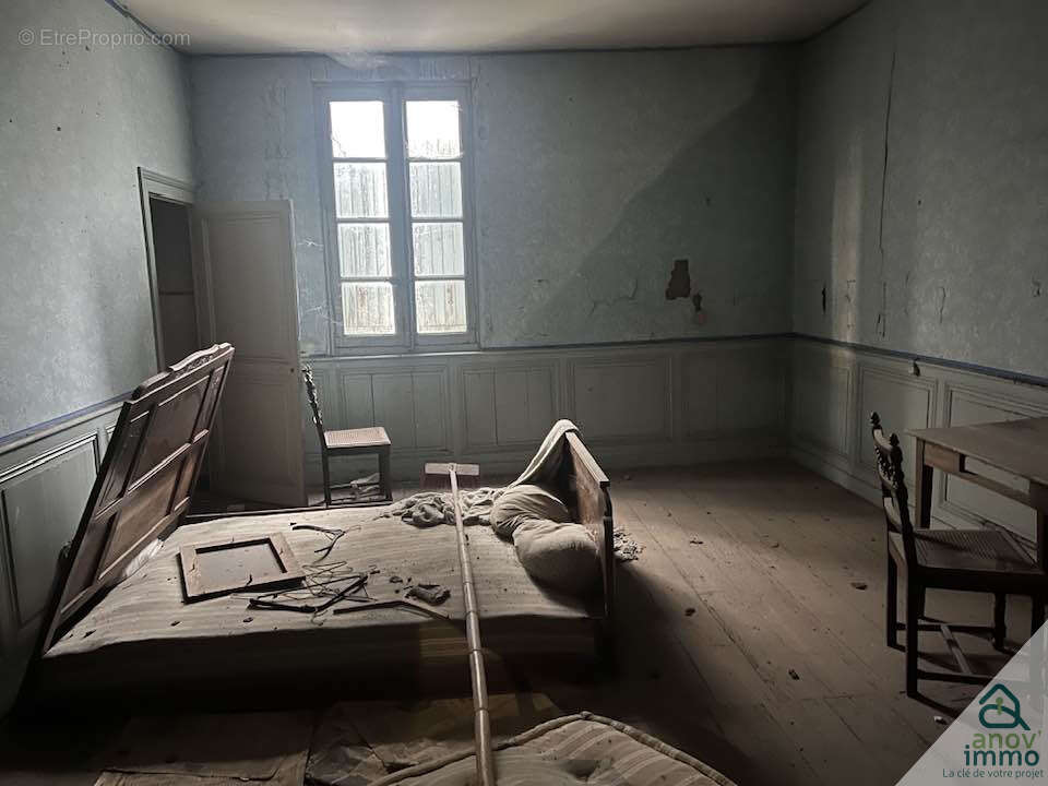 Appartement à GOND-PONTOUVRE