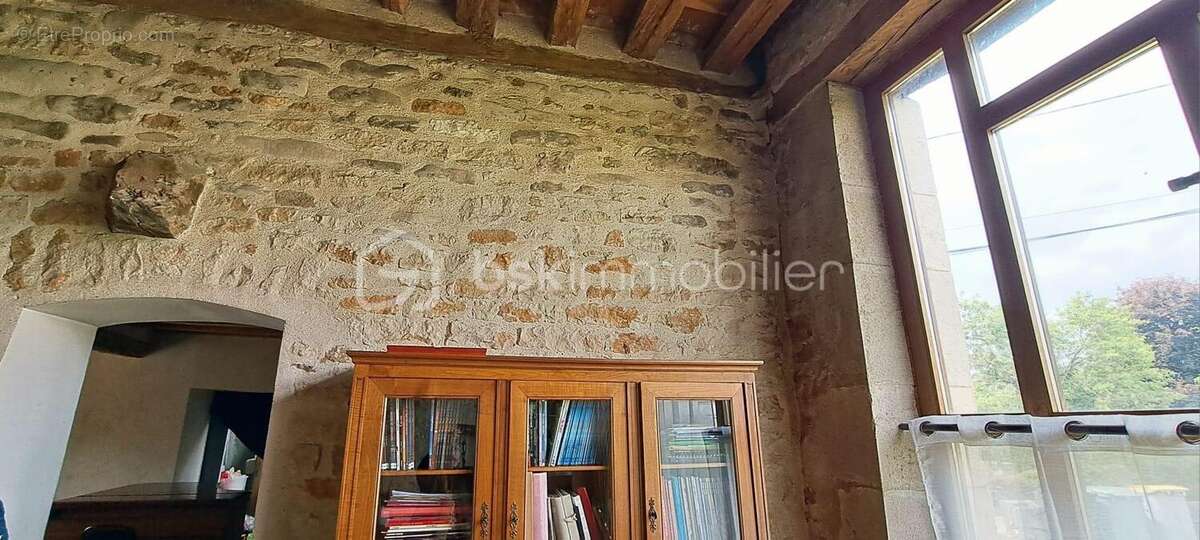 Coup de cœur assuré pour cette ancienne grange de charme aux volumes exceptionnels ! En Bourgogne - photo 3