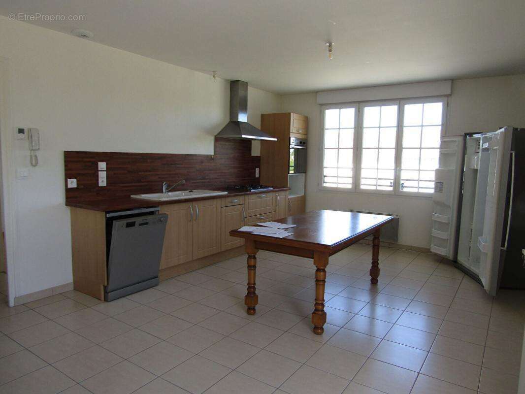 Appartement à SAINTES