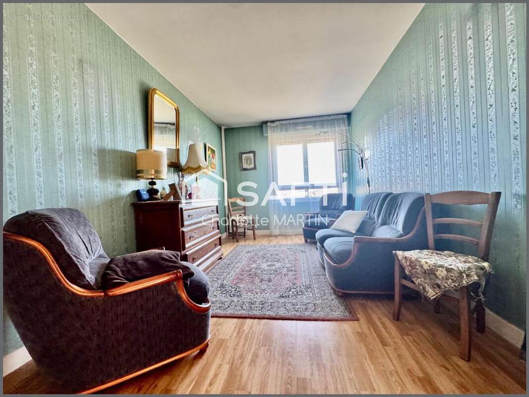 Appartement 100 m² à Vierzon  - photo 3