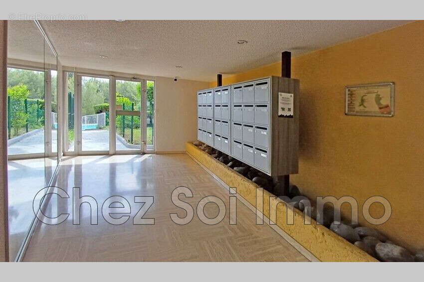 Appartement à VILLENEUVE-LOUBET