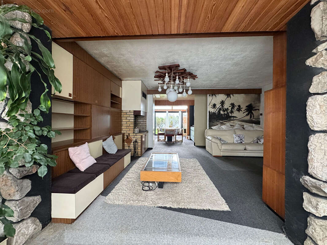 Maison Calais Avenue Blériot de 137 m2- jardin - photo 2