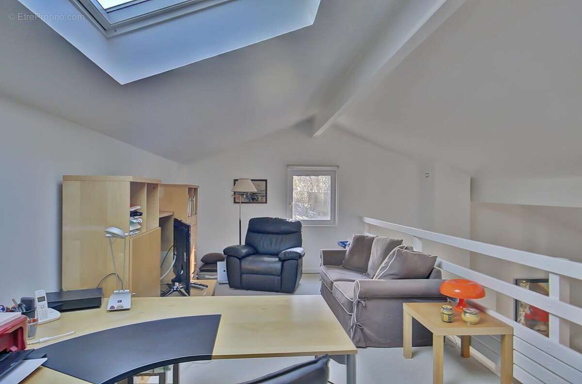 Maison à FONTAINES-SAINT-MARTIN