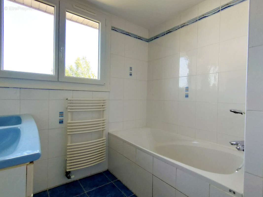 Maison à SAINT-REMY-LES-CHEVREUSE