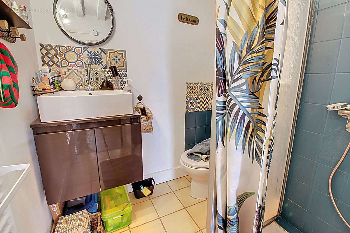 Appartement à LORGUES