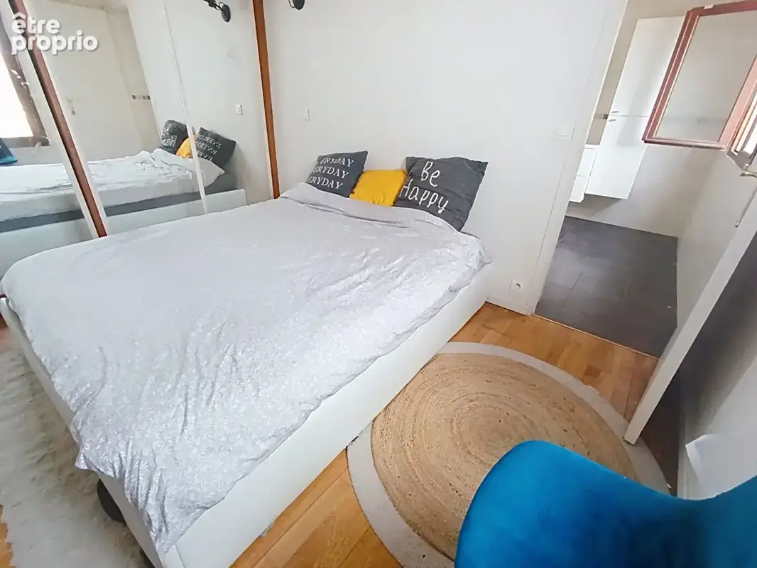 LIVRY-GARGAN limite Pavillons, Maison 126 m², 4 chambres, 4 stationnements + atelier - photo 9