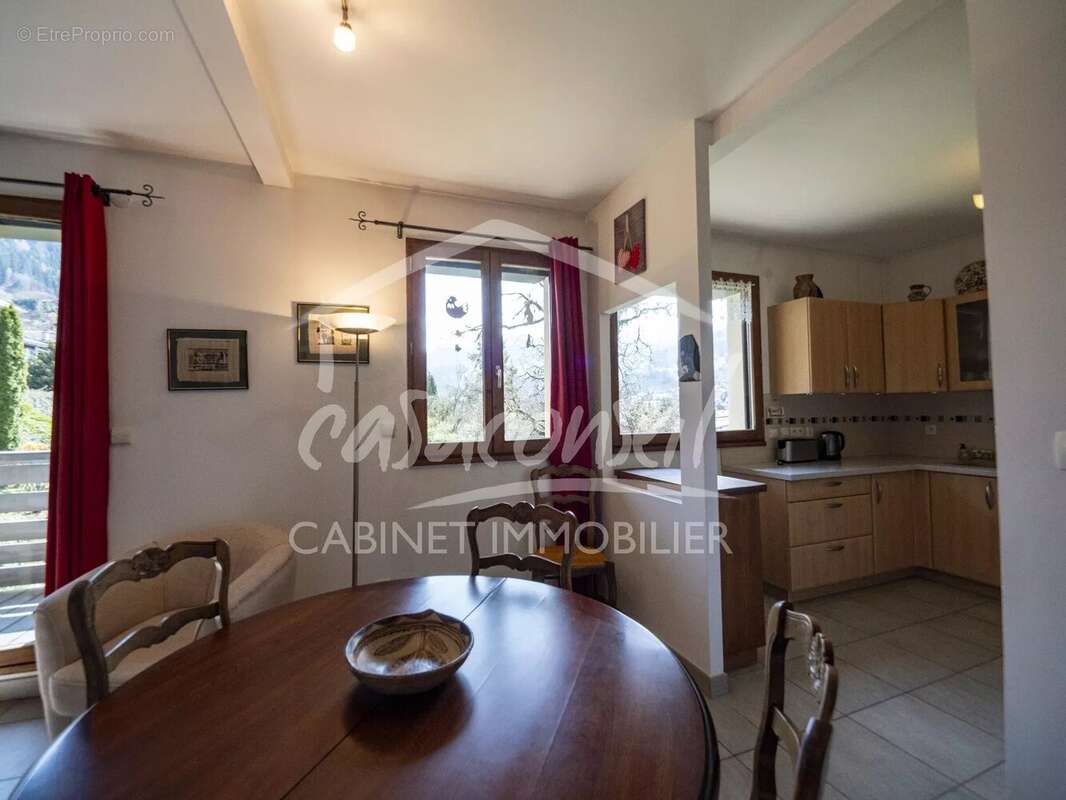 Appartement à SAINT-GERVAIS-LES-BAINS