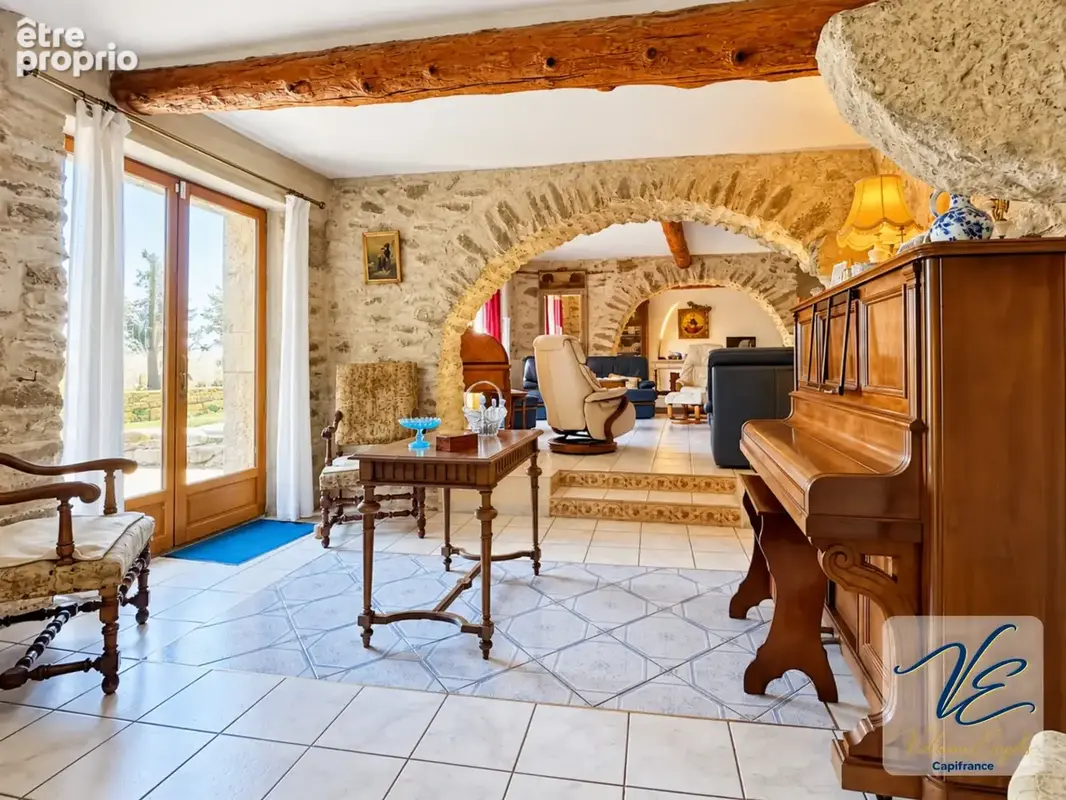 Domaine de caractère – 46 ha, mas en pierre, vignoble bio AOC, gîtes et piscine – Minervois - photo 5