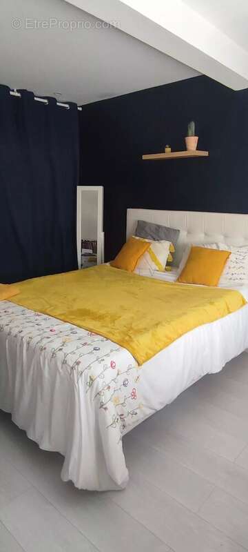 Appartement à SARTROUVILLE