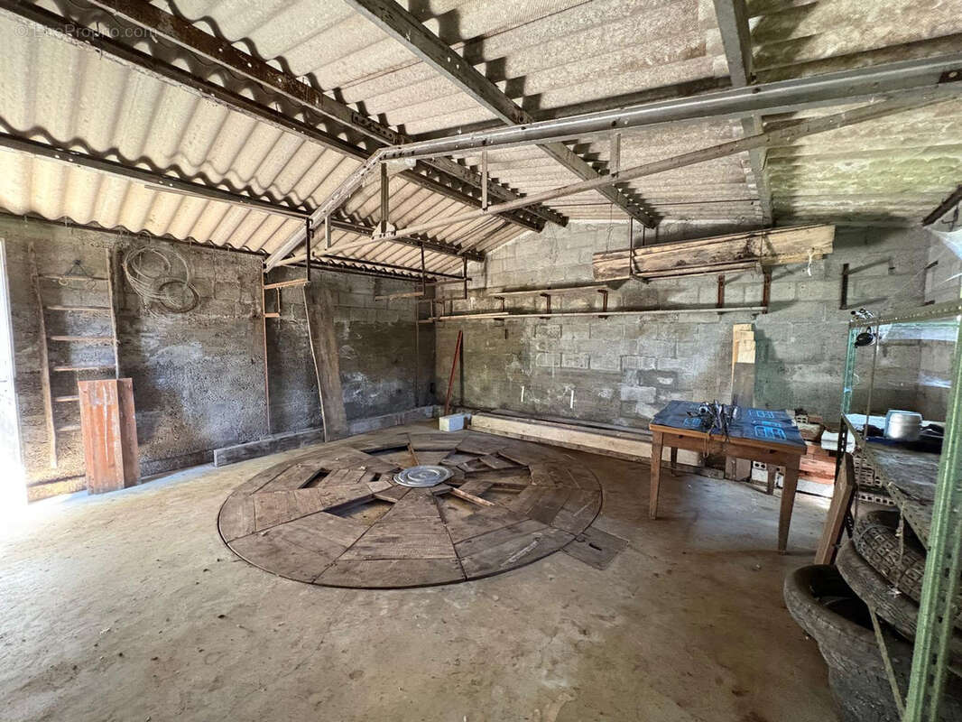 Maison à SAINT-AMANS-VALTORET