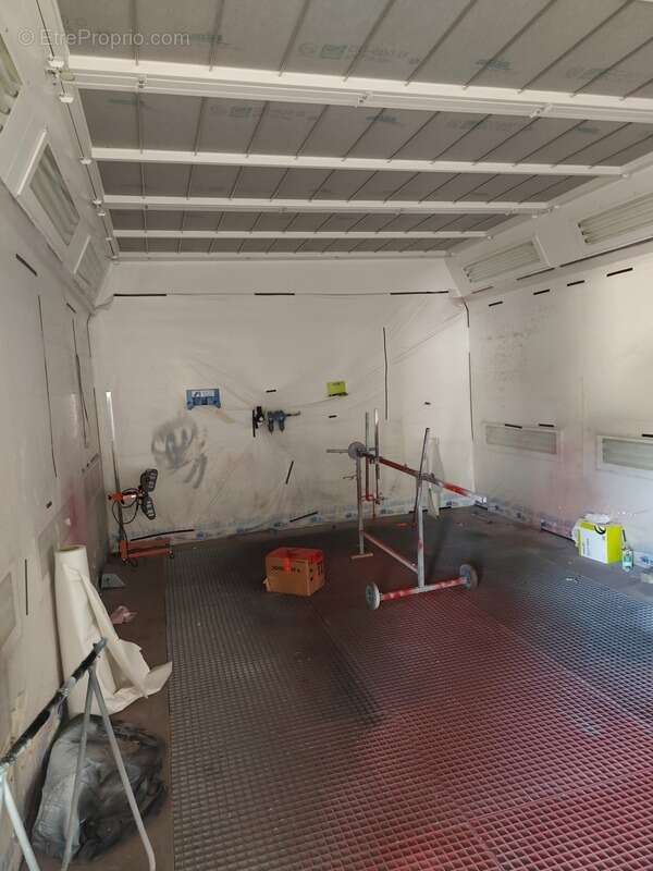 Commerce à GOND-PONTOUVRE