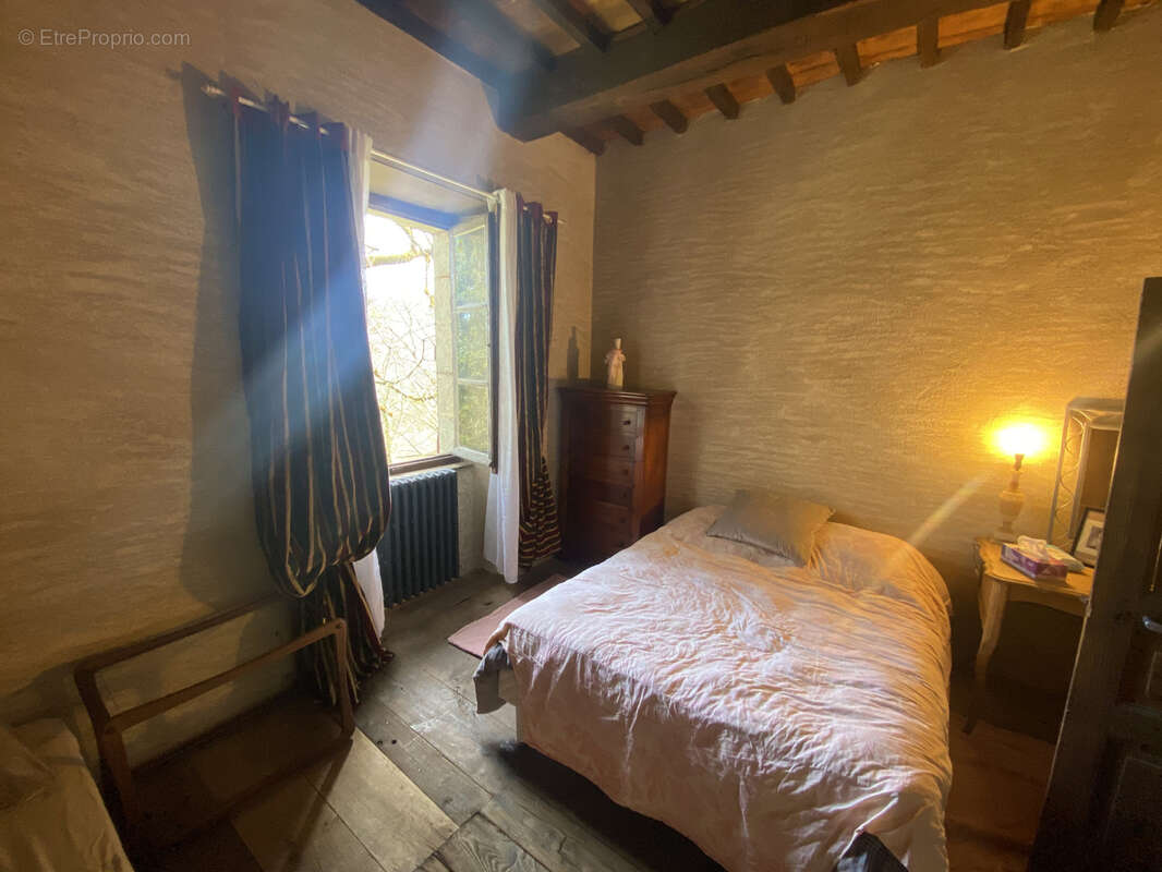 Maison à ARGENTAT