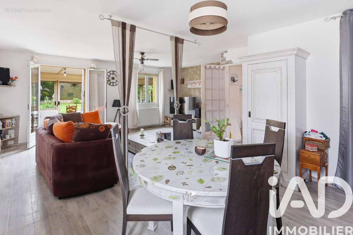 Photo 3 - Maison à LA MONTAGNE