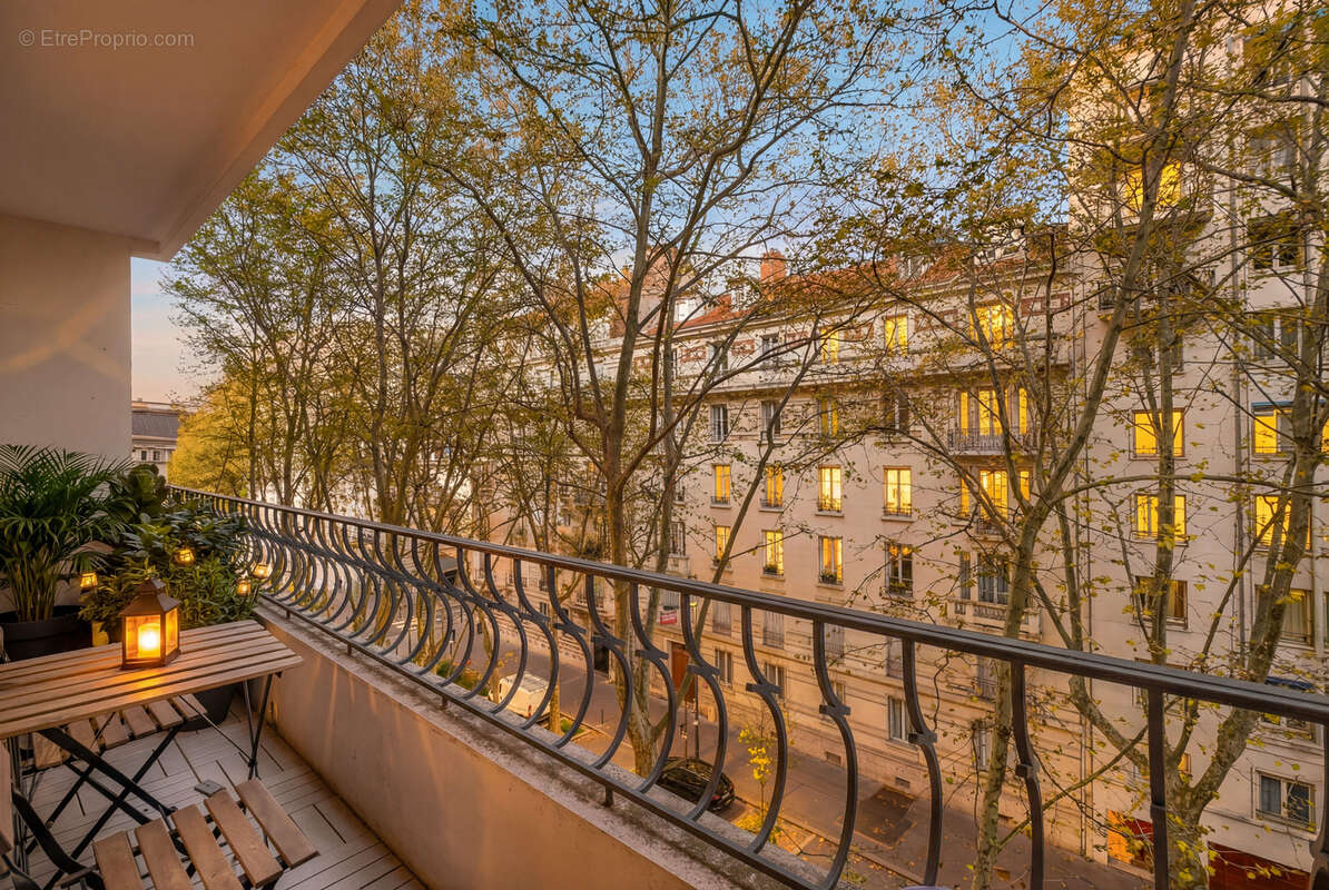 Appartement à LYON-6E