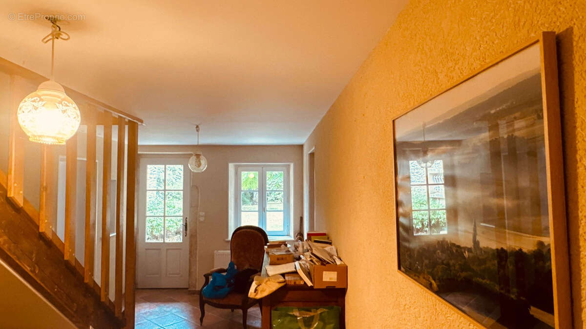 Maison à ASQUINS