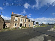 Maison à PLOUASNE
