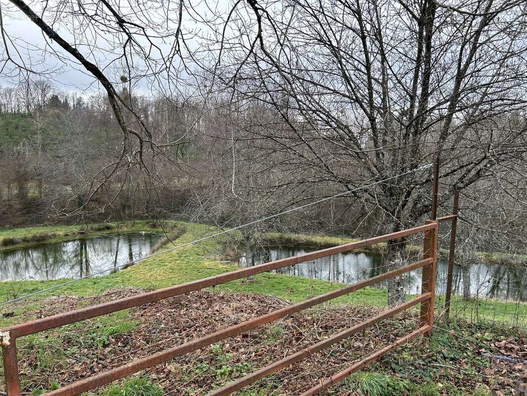 Maison à CHATELUS-MALVALEIX