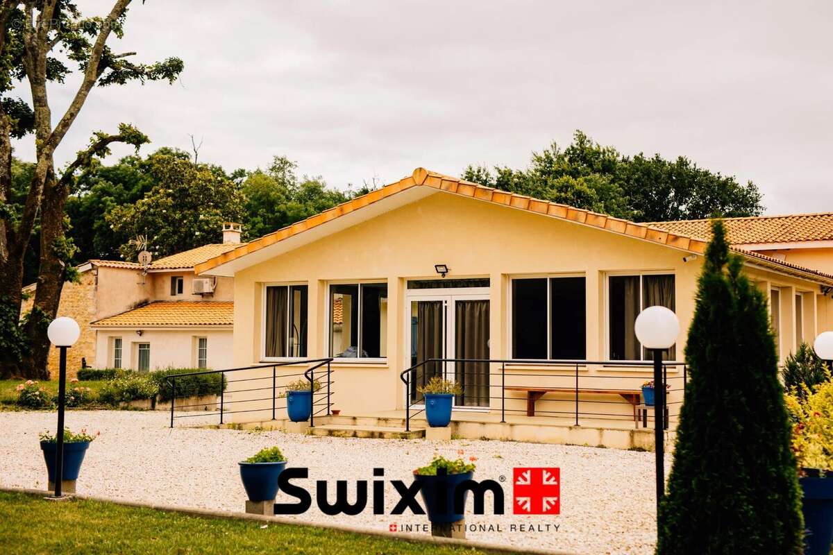 Appartement à SAINT-GERMAIN-D'ESTEUIL