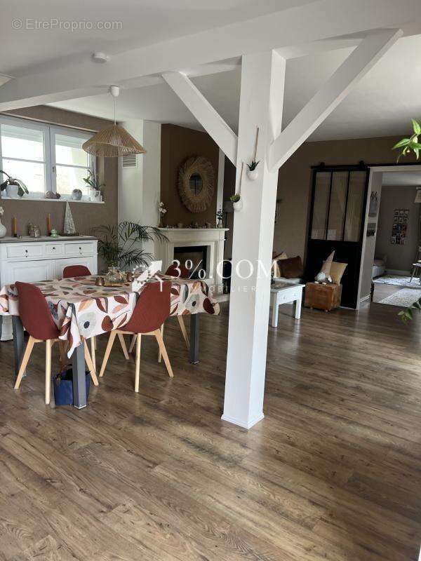 Maison à BONNES