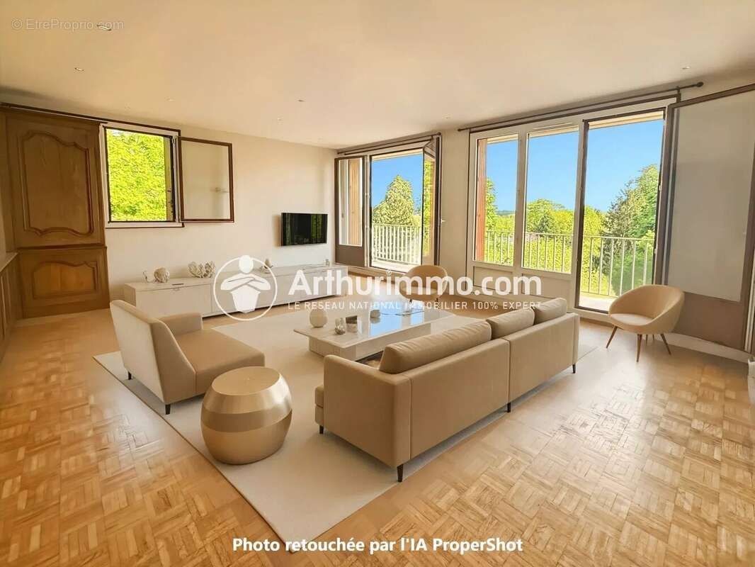 Appartement à RIS-ORANGIS