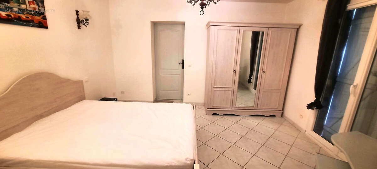Maison indépendante de plain-pied, calme,  nature, vue dégagée, piscine, garage - photo 6