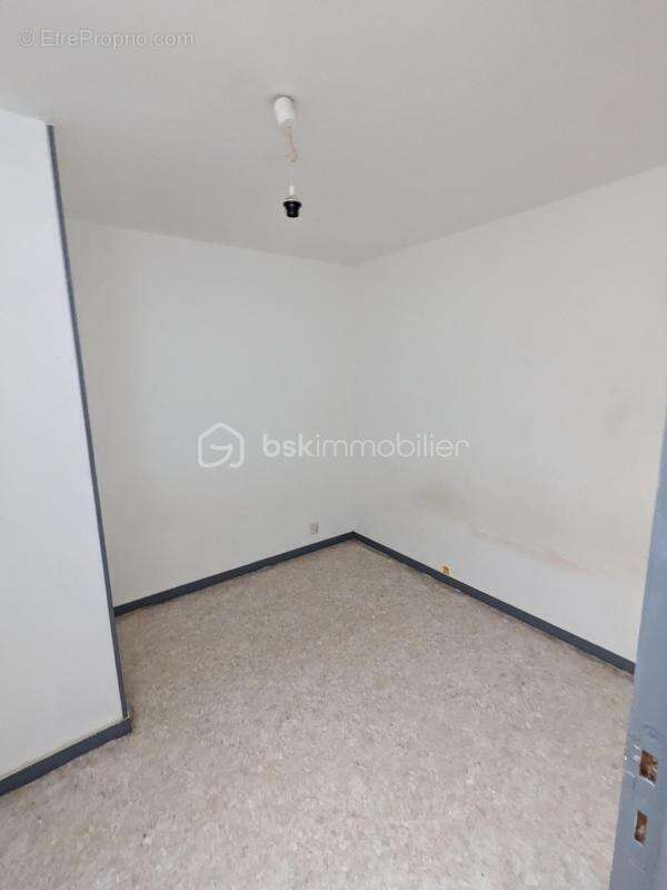 2 Maisons    proche St Emilion      de 150 m2 et 100m2                180000€        St Pey D'armens - photo 19