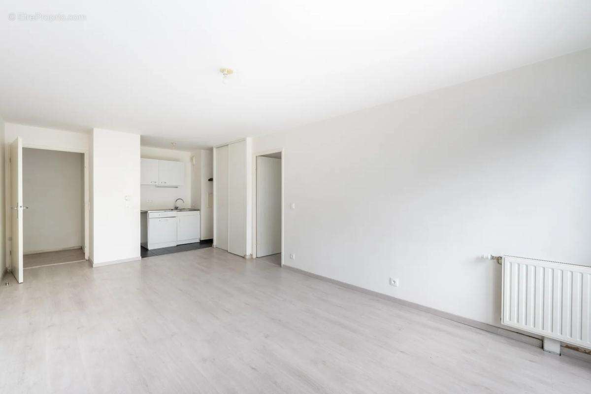Appartement à SAINT-OUEN-L'AUMONE