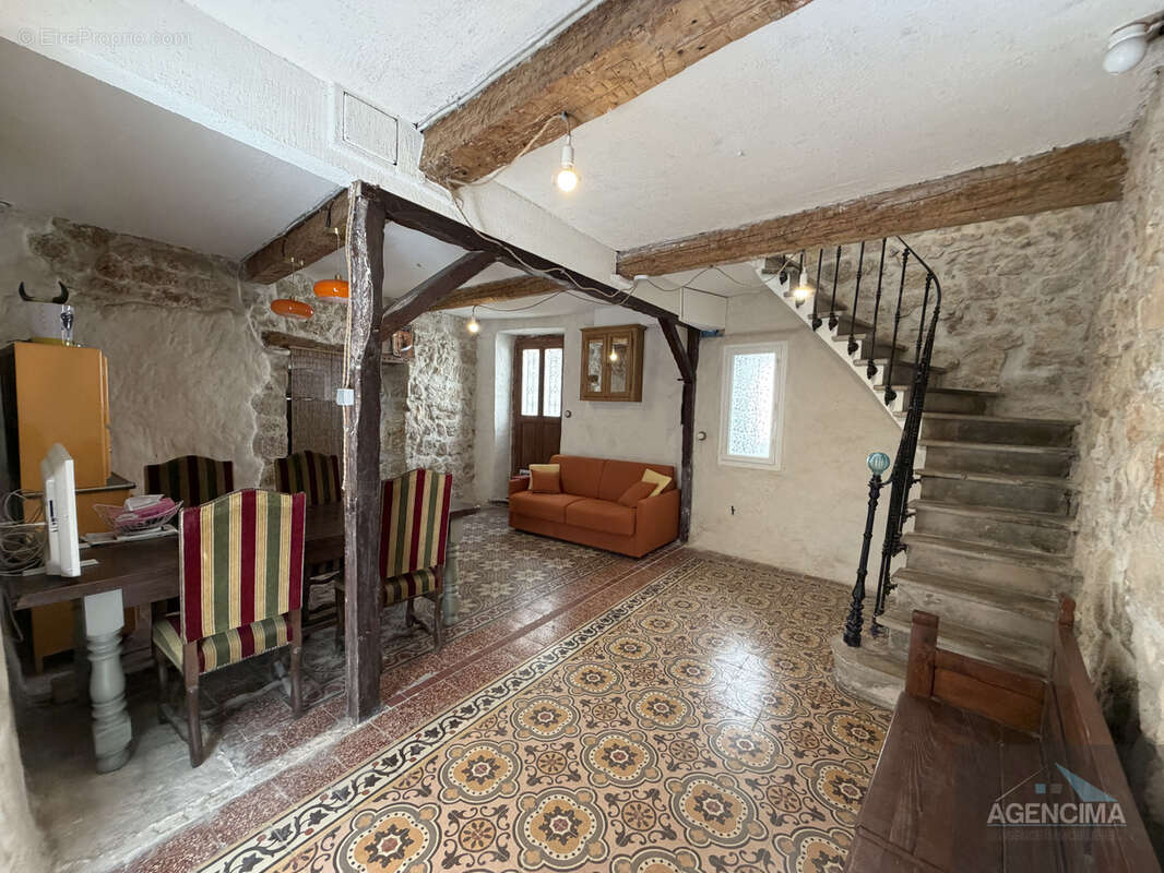 Maison à FLORENSAC