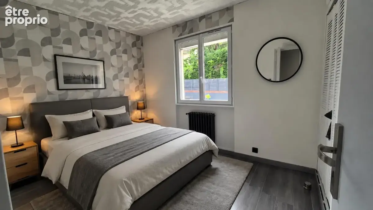 Maison familiale  de 180 m² , en  deux logements et vue dégagée sur la Côte Fleurie - photo 10