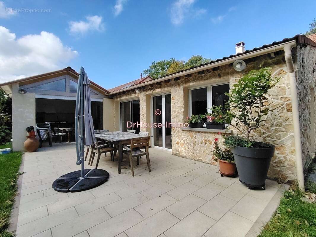Maison à MONTARGIS