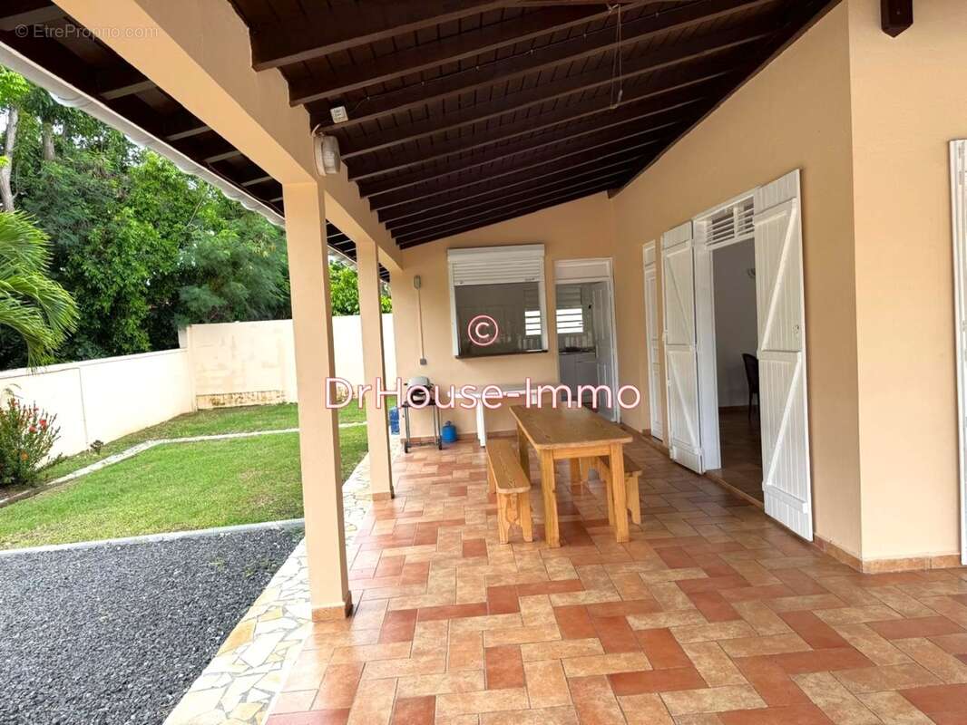 Maison à SAINT-FRANCOIS